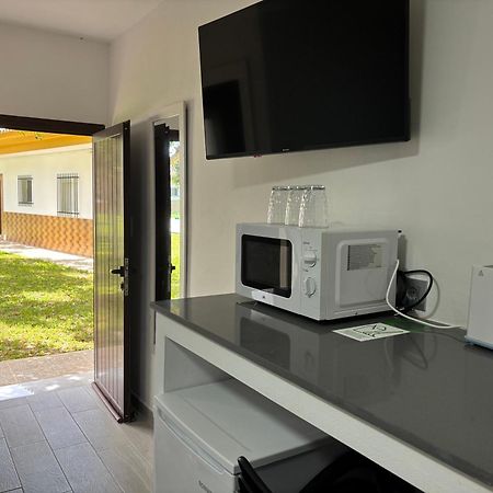 Hostal Los Mellizos Кониль-де-ла-Фронтера Экстерьер фото